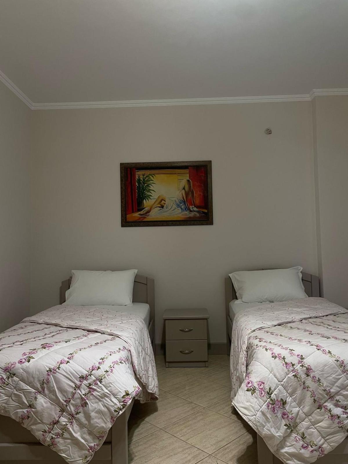 Hotel Kloest ดูร์เรส ภายนอก รูปภาพ